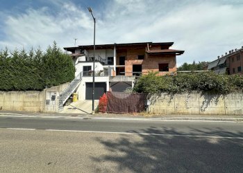 Portion of a house Strada Laverdina, Asti - photo 1