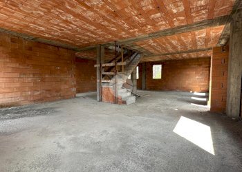 Portion of a house Strada Laverdina, Asti - photo 4
