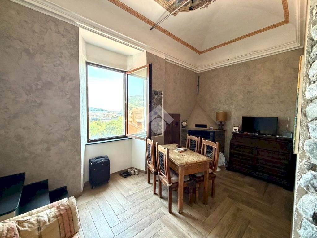 Trilocale Via Sant'Ambrogio di Fegino, Genova (zona Borzoli) - foto 1