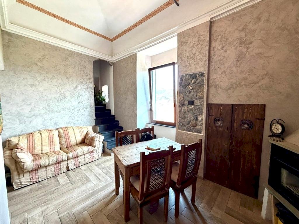 Trilocale Via Sant'Ambrogio di Fegino, Genova (zona Borzoli) - foto 2