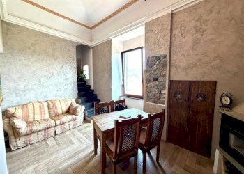 Trilocale Via Sant'Ambrogio di Fegino, Genova (zona Borzoli) - foto 2