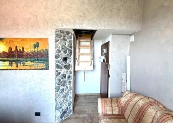 Trilocale Via Sant'Ambrogio di Fegino, Genova (zona Borzoli) - foto 7