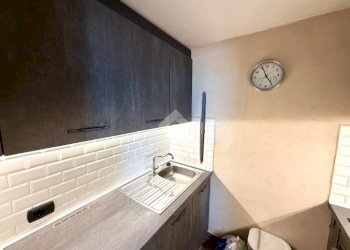Trilocale Via Sant'Ambrogio di Fegino, Genova (zona Borzoli) - foto 13