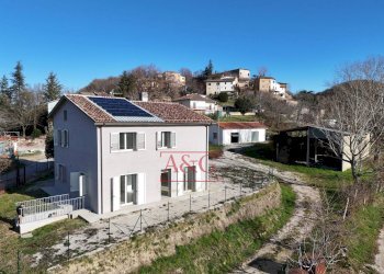 Foto 2 - Villa Contrada Morichella
 
28, San Ginesio - photo 2