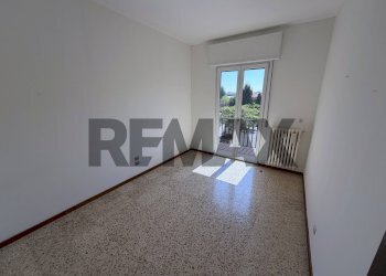 Stanza vuota - Trilocale Via Eligio Brigatti
 
13, Ronco Briantino - foto 15