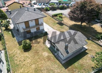 Casa all\'aperto - Semi-detached house via Tofane
 
5, Induno Olona - photo 2
