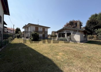 Casa all\'aperto - Semi-detached house via Tofane
 
5, Induno Olona - photo 13