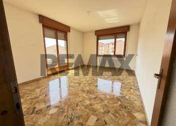 Stanza vuota - Semi-detached house via Tofane
 
5, Induno Olona - photo 16