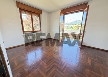 Stanza vuota - Semi-detached house via Tofane
 
5, Induno Olona - photo 24