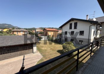 Balcone - Semi-detached house via Tofane
 
5, Induno Olona - photo 28