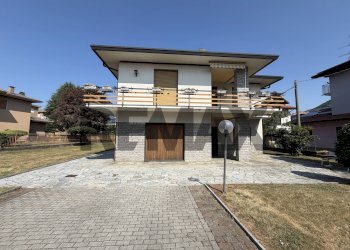 Casa all\'aperto - Semi-detached house via Tofane
 
5, Induno Olona - photo 35