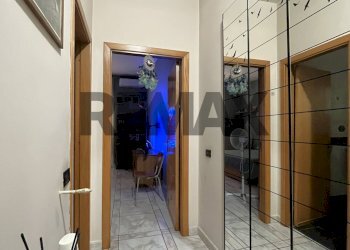 Hall / corridoio - Four-room apartment Via Macedonia
 
2, Lusciano - photo 14