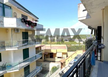Balcone - Three-room apartment Traversa terza di via Pier Capponi
 
12, Giugliano in Campania - photo 2
