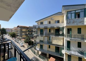 Balcone - Three-room apartment Traversa terza di via Pier Capponi
 
12, Giugliano in Campania - photo 3
