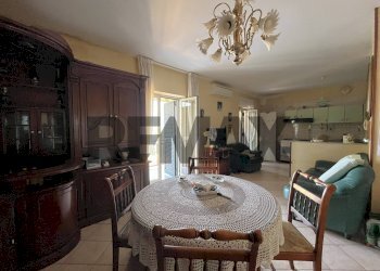 Sala da pranzo - Three-room apartment Traversa terza di via Pier Capponi
 
12, Giugliano in Campania - photo 17