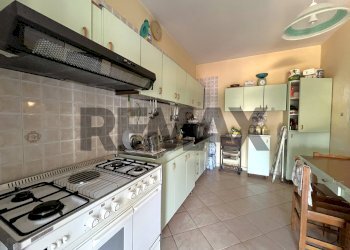 Cucina - Three-room apartment Traversa terza di via Pier Capponi
 
12, Giugliano in Campania - photo 20