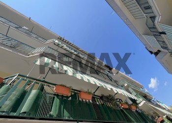 Edificio all\'aperto - Three-room apartment Traversa terza di via Pier Capponi
 
12, Giugliano in Campania - photo 22