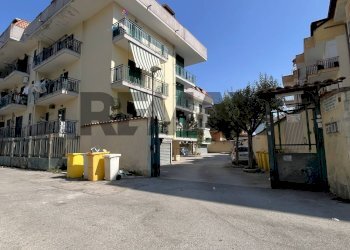 Edificio all\'aperto - Three-room apartment Traversa terza di via Pier Capponi
 
12, Giugliano in Campania - photo 28
