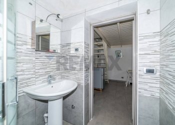 Bagno - Bilocale Via Vitali
7, Catania - foto 9