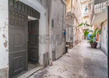 Edificio all\'aperto - Bilocale Via Vitali
7, Catania - foto 16