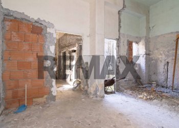 Stanza vuota - Casa indipendente Via Sant'Orsola
 
83, Misterbianco - foto 3