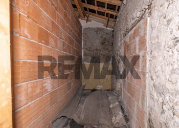 Stanza vuota - Casa indipendente Via Sant'Orsola
 
83, Misterbianco - foto 9