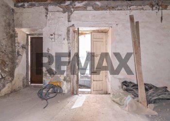 Stanza vuota - Casa indipendente Via Sant'Orsola
 
83, Misterbianco - foto 12