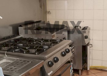 Cucina - Commercial Premises Via Giuseppe Garibaldi
 
245, Viagrande - photo 8