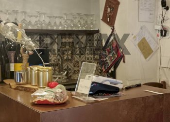 Dettagli - Commercial Premises Via Giuseppe Garibaldi
 
245, Viagrande - photo 1