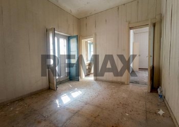 Stanza vuota - Casa indipendente Via Rocche
 
41, Paterno - foto 5