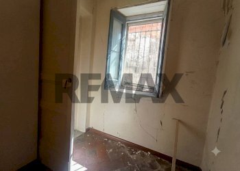 Stanza vuota - Casa indipendente Via Rocche
 
41, Paterno - foto 8