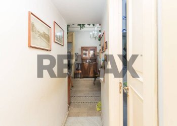 Hall / corridoio - Appartamento Via Salvatore Di Giacomo
 
58, Catania - foto 22