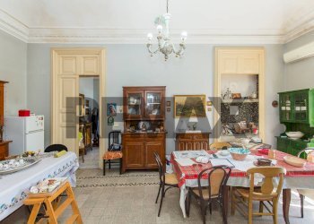 Sala da pranzo - Appartamento Via Salvatore Di Giacomo
 
58, Catania - foto 31