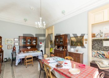 Sala da pranzo - Appartamento Via Salvatore Di Giacomo
 
58, Catania - foto 33