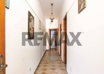 Hall / corridoio - Villa Via Filzetta
 
13, Catania - photo 8