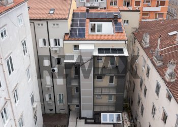 Edificio all\'aperto - Attico Via Ugo Foscolo
 
42, Trieste - foto 3