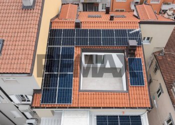 Edificio all\'aperto - Attico Via Ugo Foscolo
 
42, Trieste - foto 4