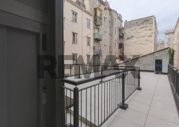 Balcone - Attico Via Ugo Foscolo
 
42, Trieste - foto 6