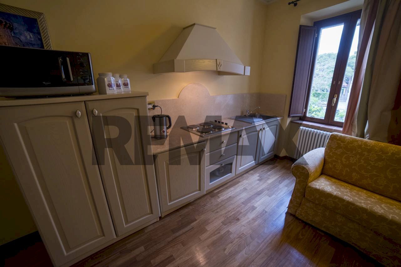 Cucina - Bilocale FRAZIONE IZZALINI
SNC, Todi - foto 3