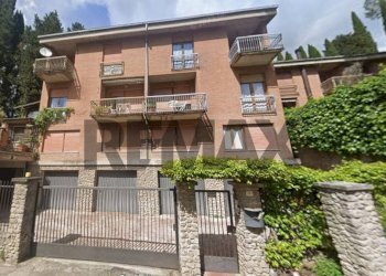 Edificio all\'aperto - Villa a Schiera via del beato egidio
4, Perugia - foto 3