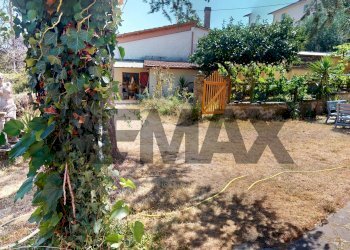 Giardino - Independent house Strada Per Gubbio
 
4, Perugia - photo 17