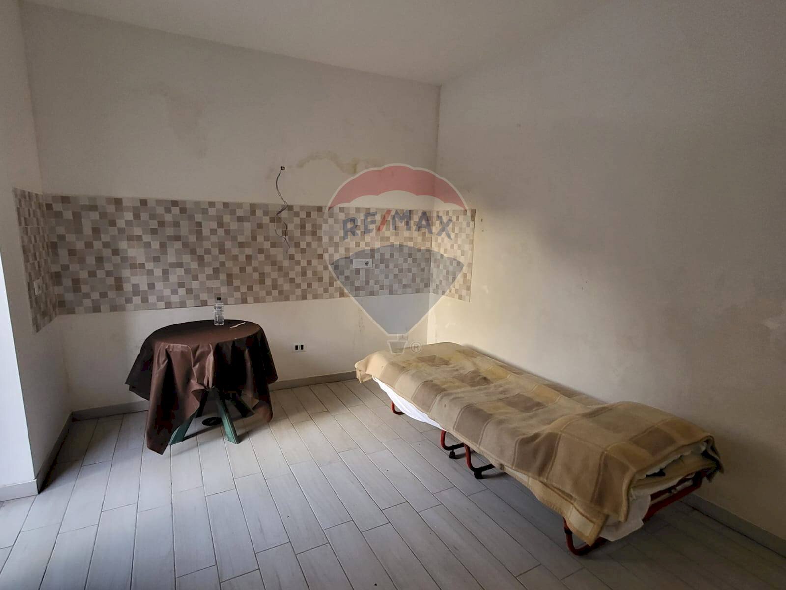 Camera / camera da letto - Monolocale Via Mario Pagano
18, Afragola - foto 2