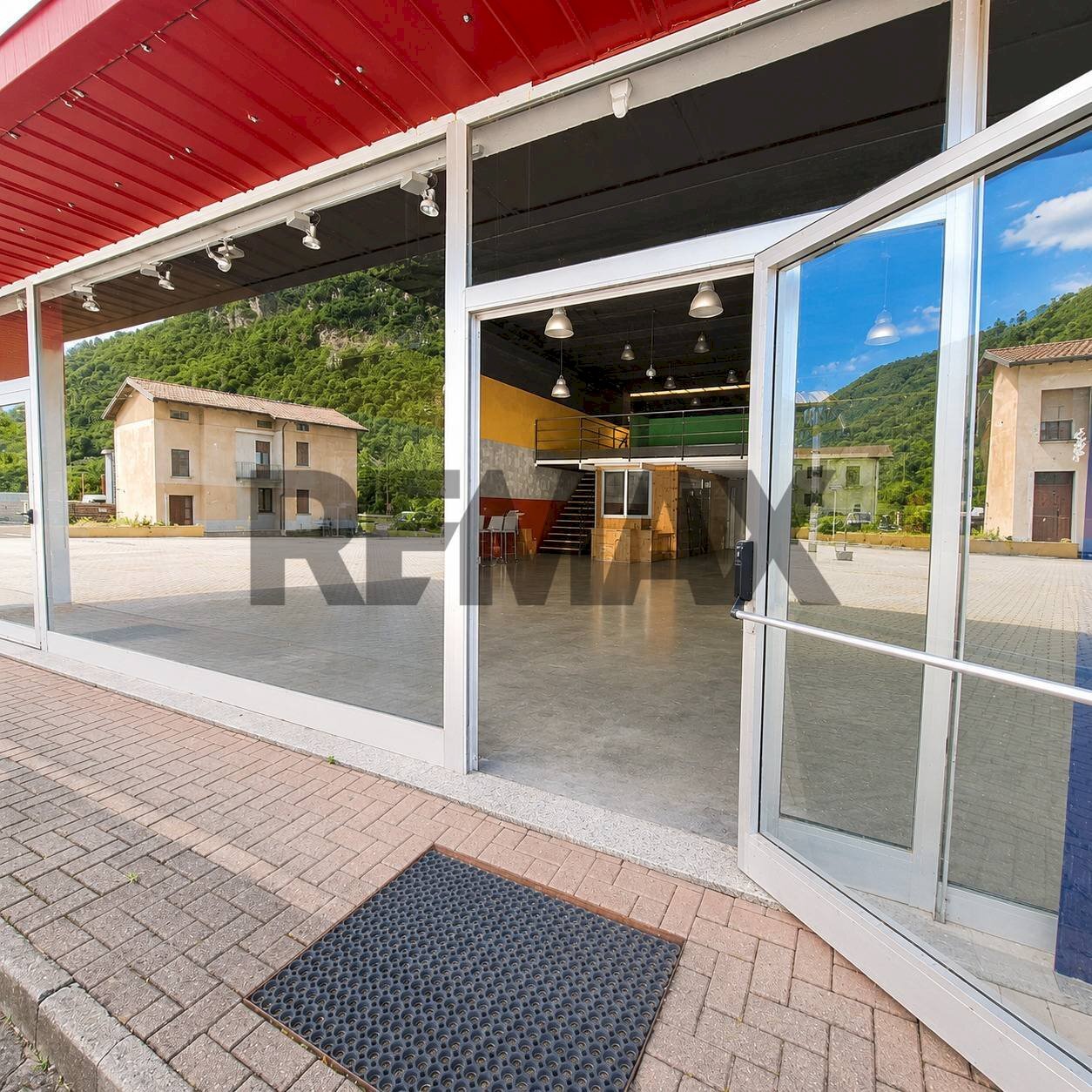 Terrazza - Commercial Premises Via Stelvio
42, Talamona - photo 2