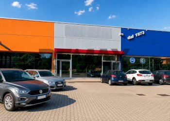 Edificio all\'aperto - Commercial Premises Via Stelvio
 
42, Talamona - photo 1