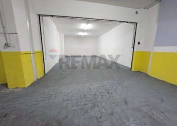 Parcheggio - Box Via Bronte
2/P, Catania - photo 4