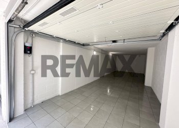 Parcheggio - Box Via Gran Sasso
 
SNC, Arese - photo 4