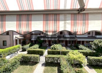 Giardino - Terraced Villa Piazza dello Sport
 
1, Arese - photo 10