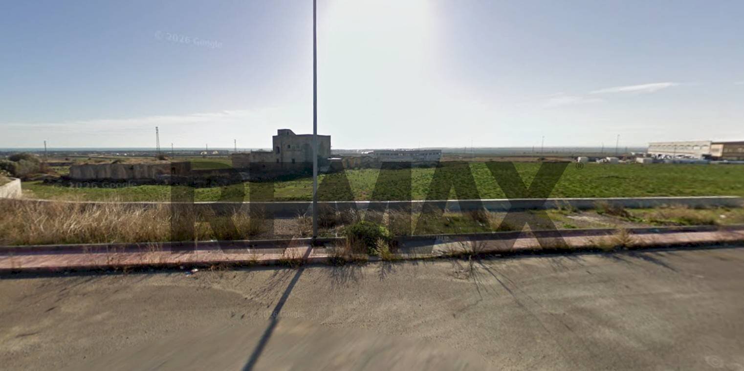 Non correlato - Terreno edificabile Via Dimitrij Mendeleev
 
snc, Manfredonia - foto 1