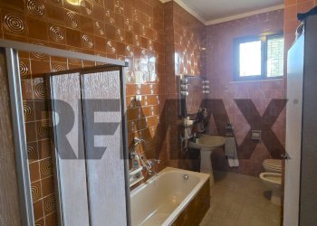 Bagno - Independent house Via Montanari
 
5, Canneto sull'Oglio - photo 12