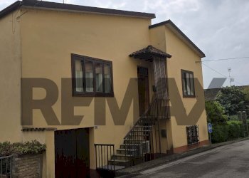 Casa all\'aperto - Casa indipendente Via Montanari
 
CM, Canneto sull'Oglio - foto 2